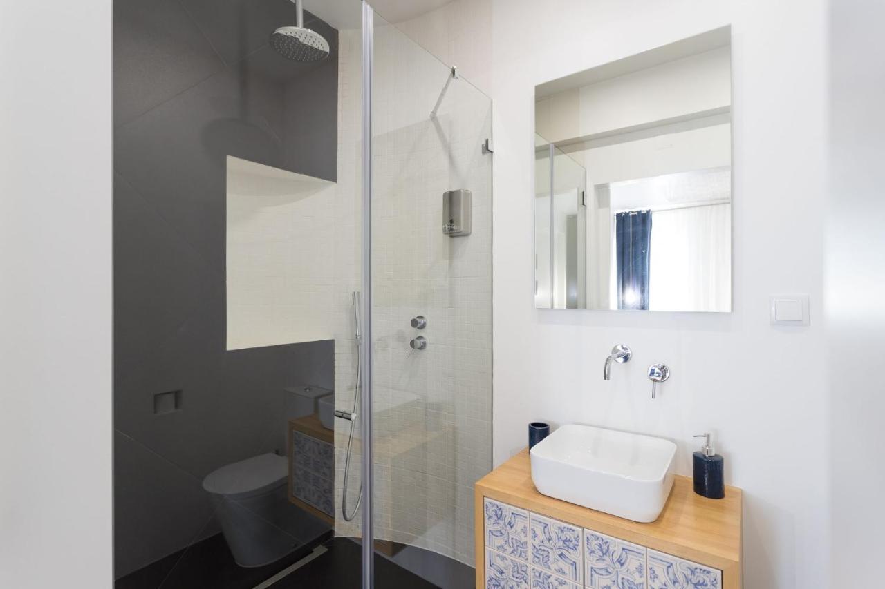 Lisbon Airport Suites ภายนอก รูปภาพ