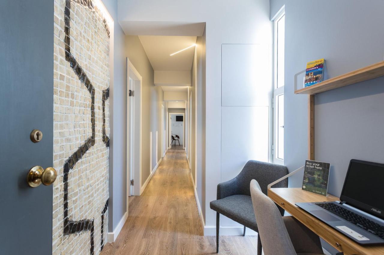 Lisbon Airport Suites ภายนอก รูปภาพ