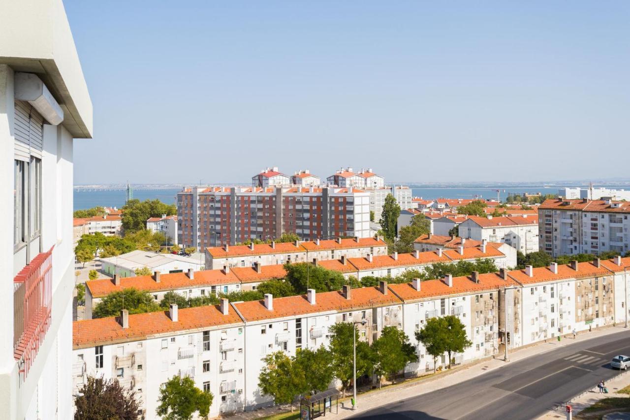 Lisbon Airport Suites ภายนอก รูปภาพ